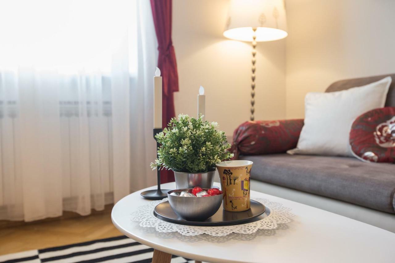 Angela Main Street Luxury Oasis & Free Parking Διαμέρισμα Ζάγκρεμπ Εξωτερικό φωτογραφία